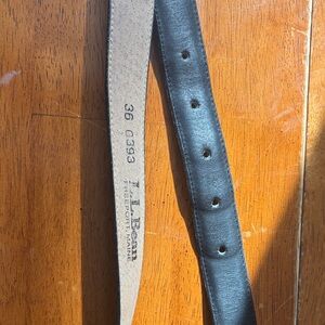 L.L. Bean Women’s Black Leather Belt